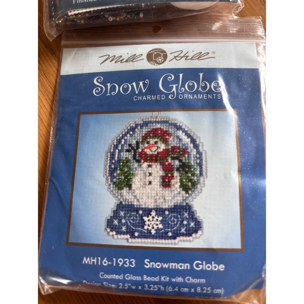 Mill Hill Beaded Holiday Snow Globe & Beaded Ornament Kits Set of 4 Christmas